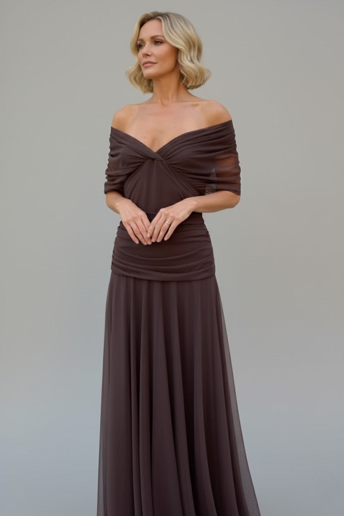 Elva | Timeless Off-Shoulder Maxi Dress
